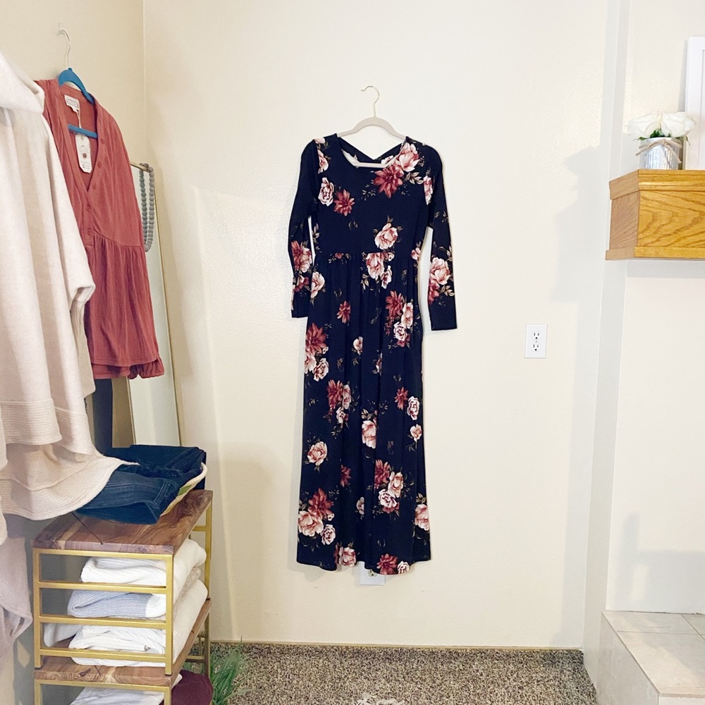 Boho black floral maxi dress